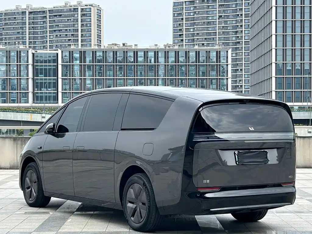 Li Auto Li MEGA — миниатюра 7