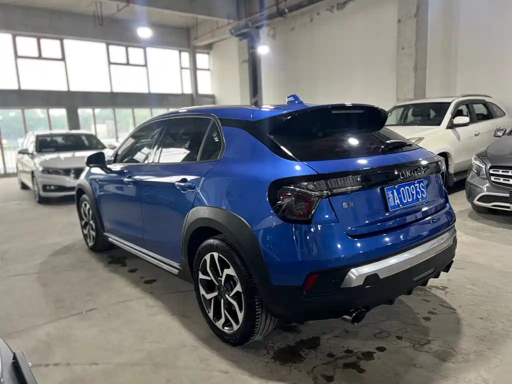 Lynk & Co 02 — миниатюра 10