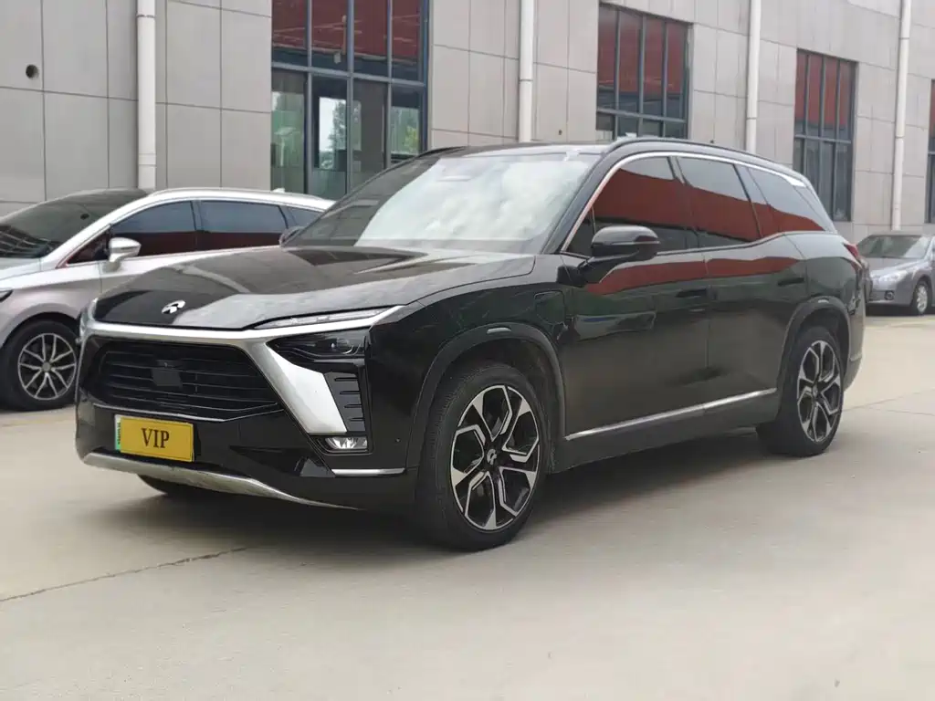 NIO ES8