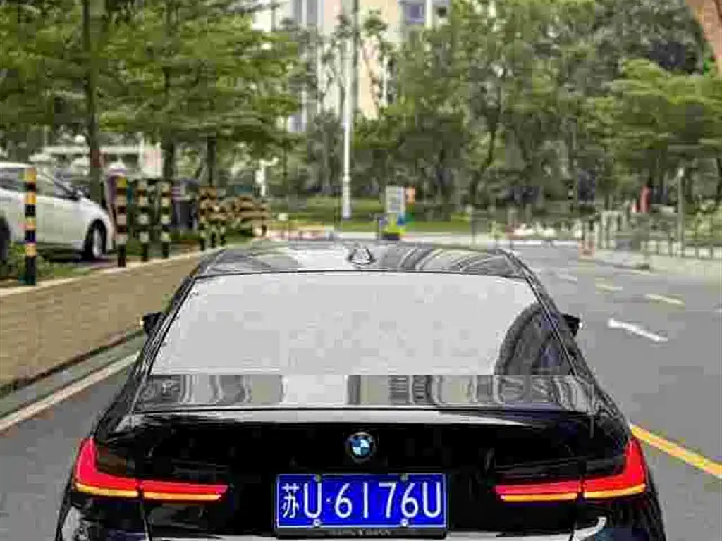 BMW 3 Series — миниатюра 4