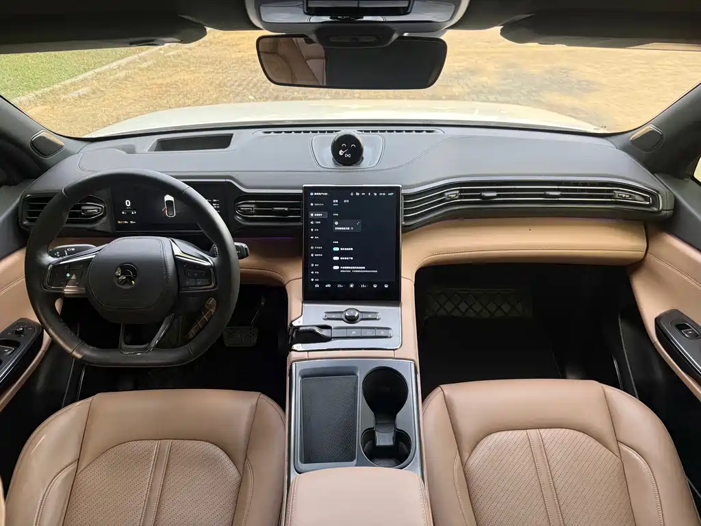 NIO ES6 — миниатюра 7