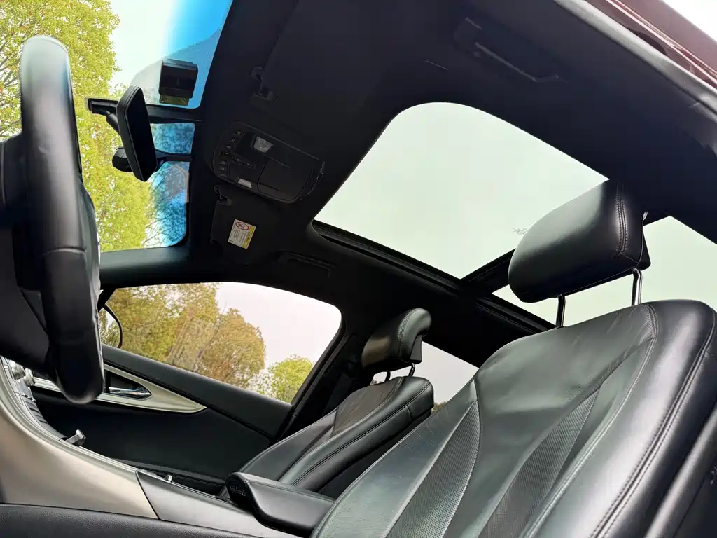 Lincoln Nautilus 2019 2.0T Premium V