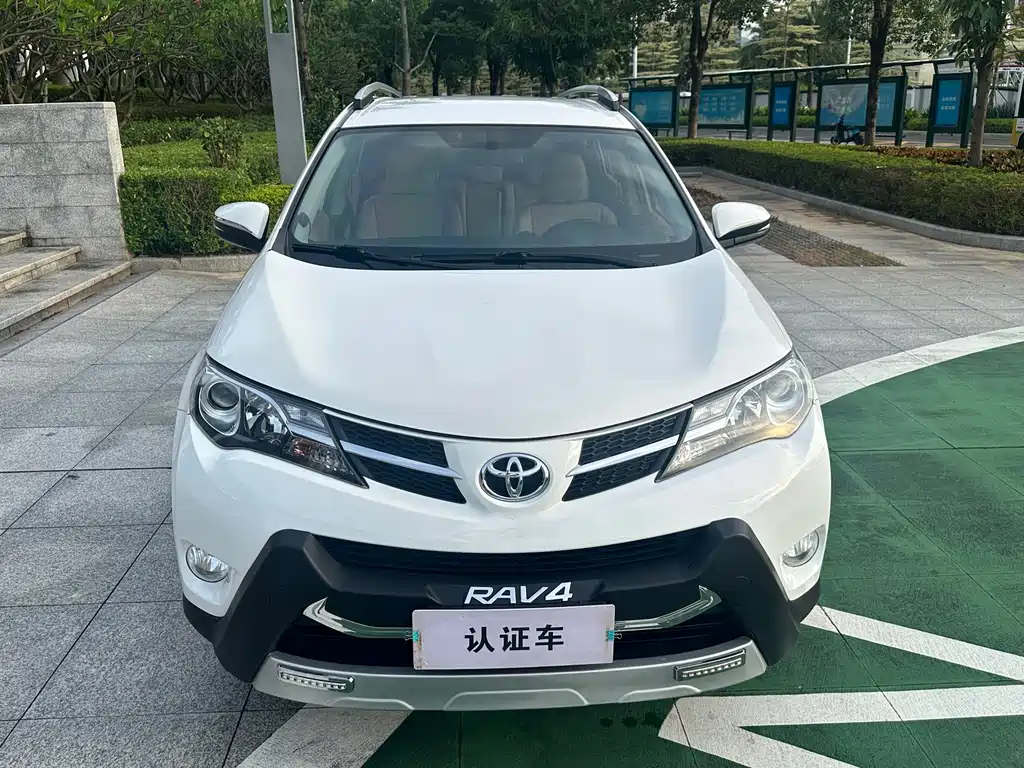 Toyota RAV4 — миниатюра 22