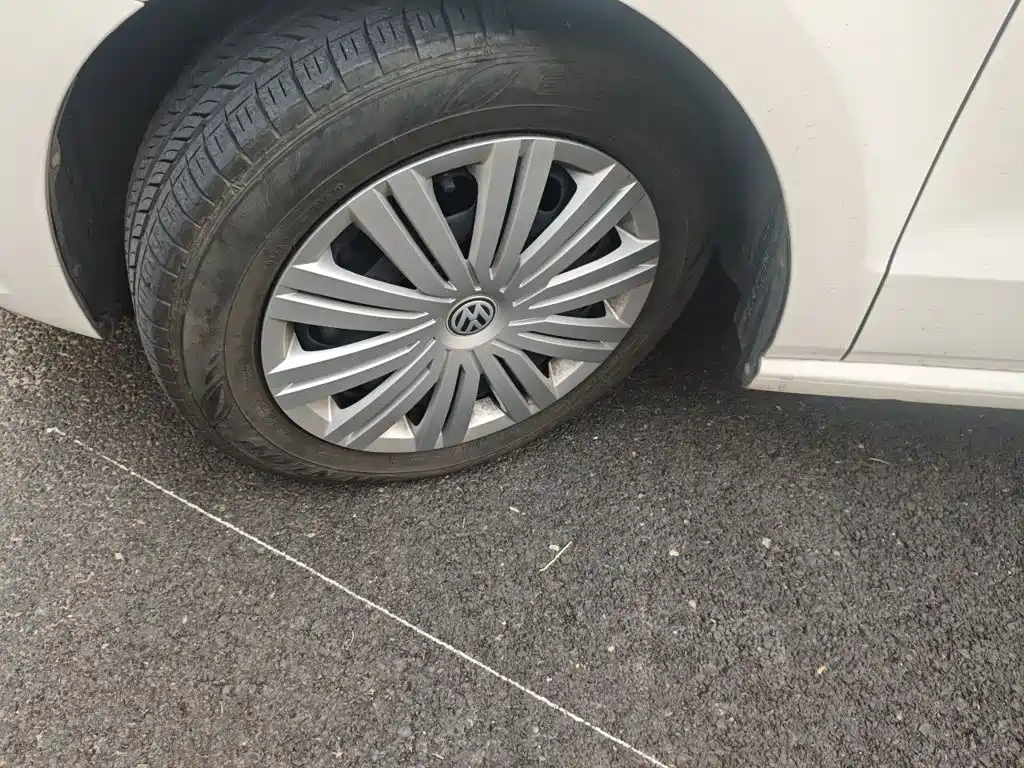 Volkswagen Polo — миниатюра 24