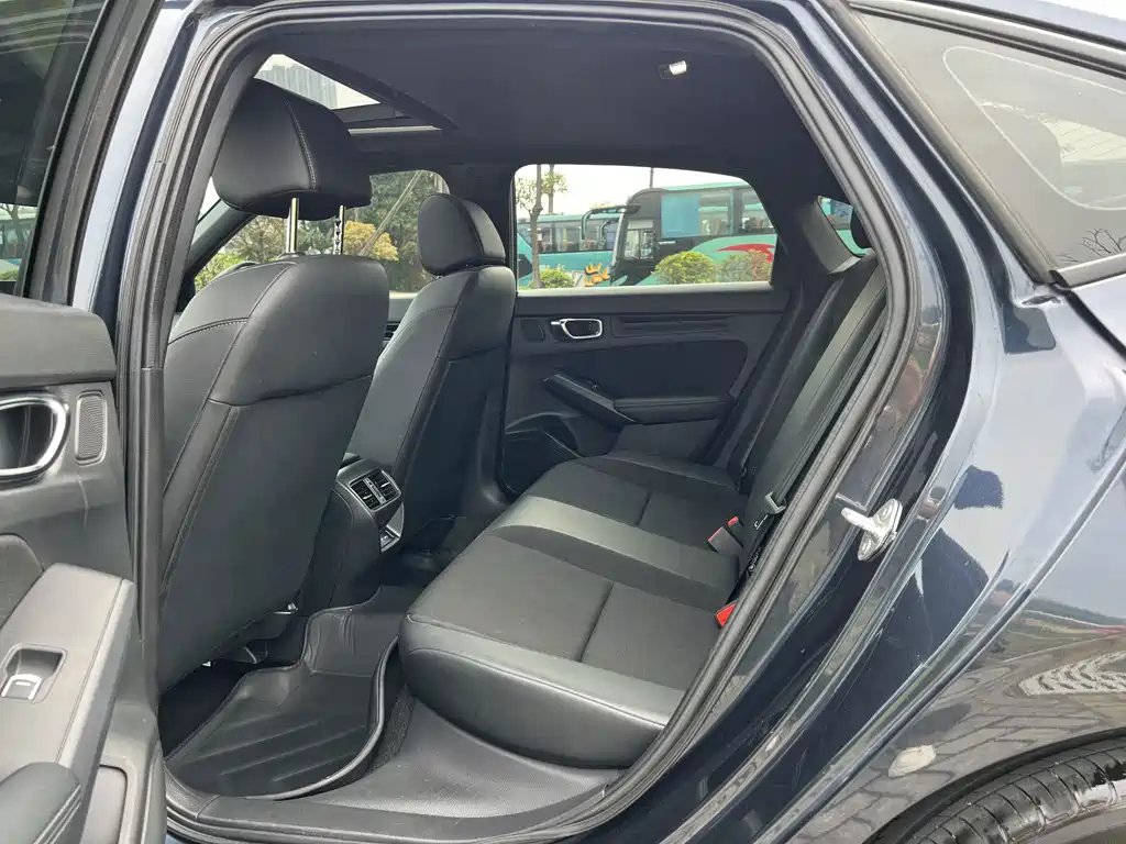 Honda Civic — миниатюра 10