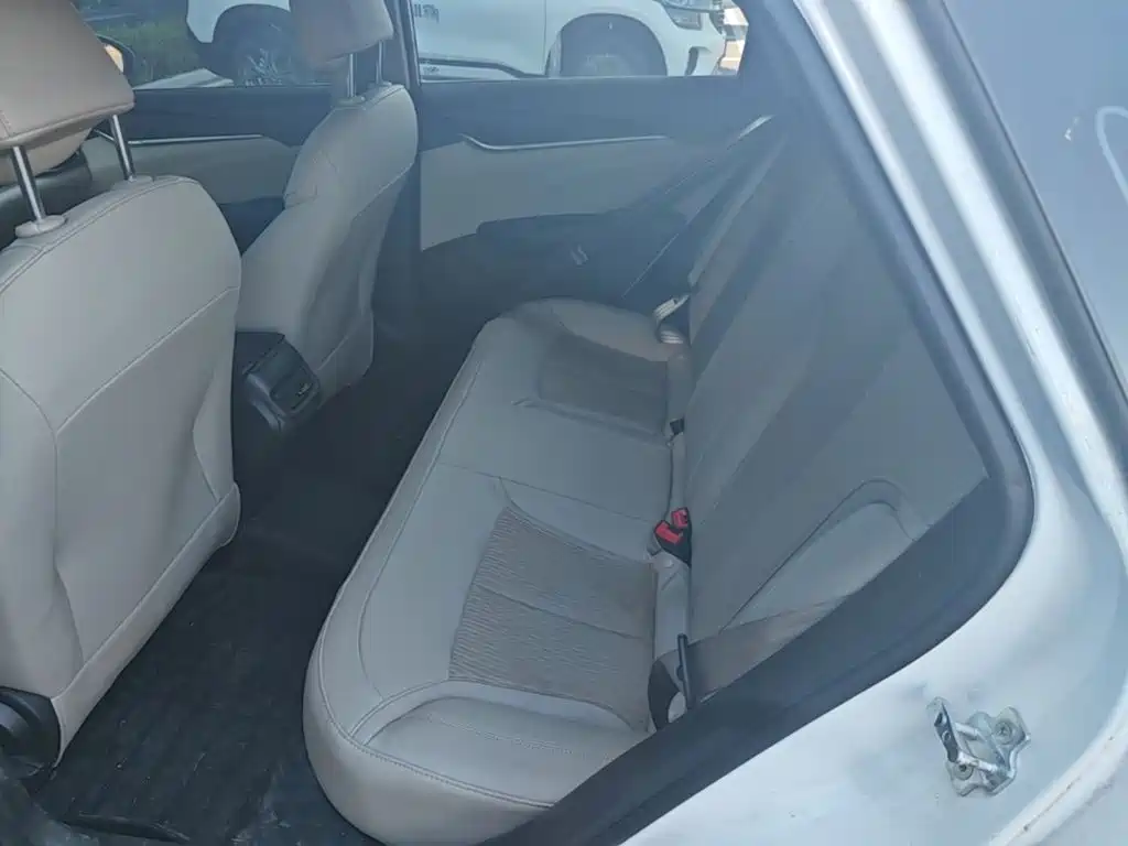 Buick Excelle — миниатюра 17