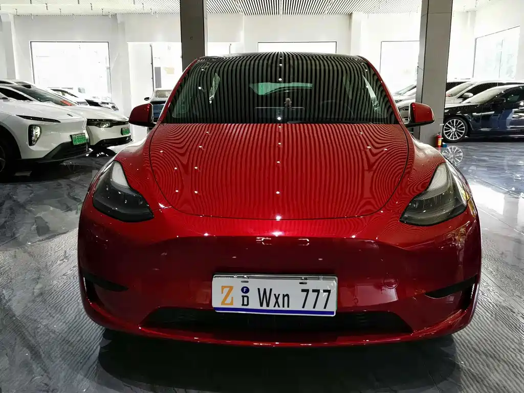 Tesla Model Y — фотографии объявления, Фото 3