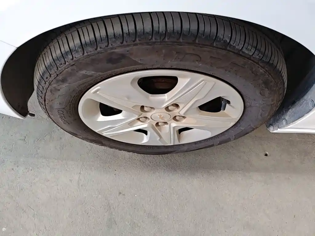 Chevrolet Cavalier — миниатюра 23