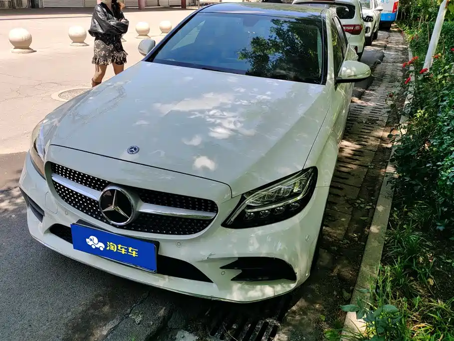Mercedes-Benz C-Class 2020