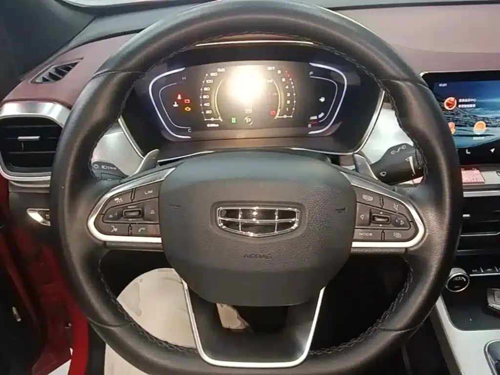 Geely Binyue — миниатюра 11