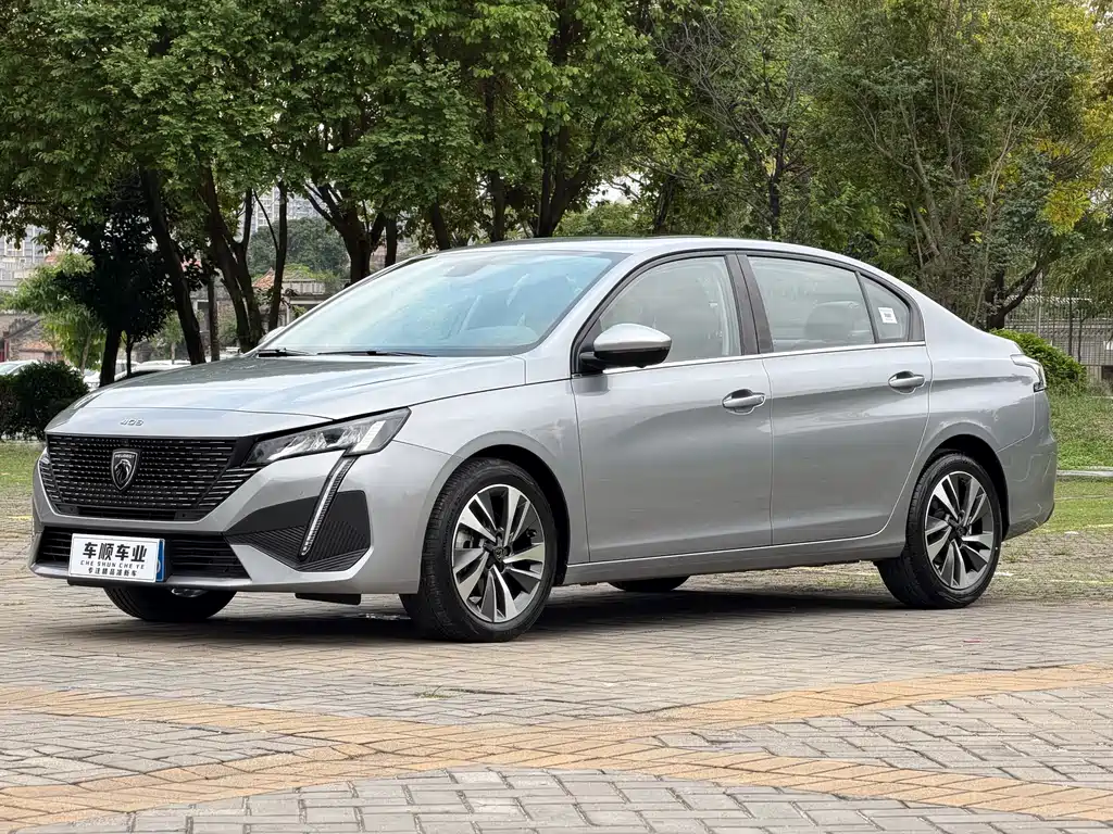 Peugeot 408 2024
