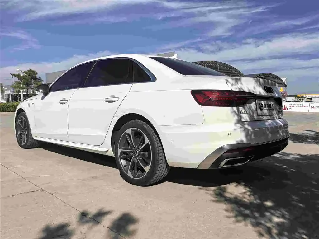 Audi A4L — миниатюра 6