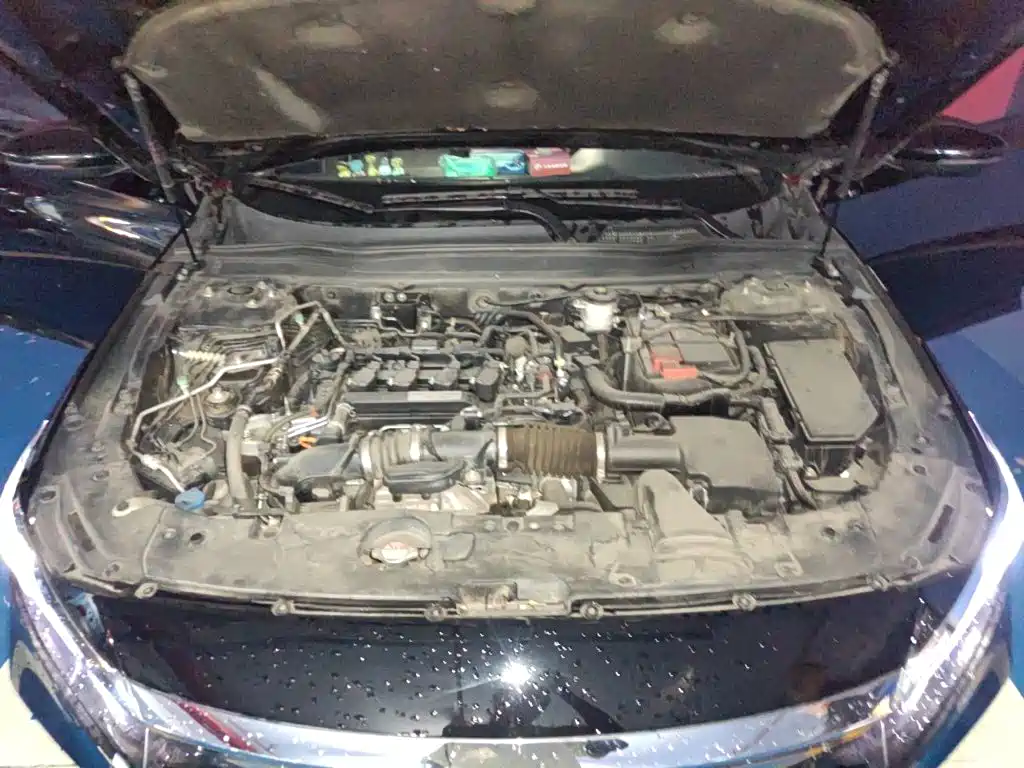 Honda Accord — миниатюра 16