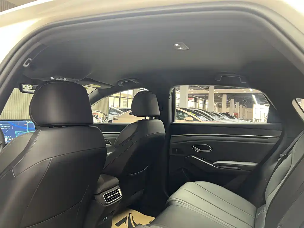 BYD Qin L — миниатюра 17