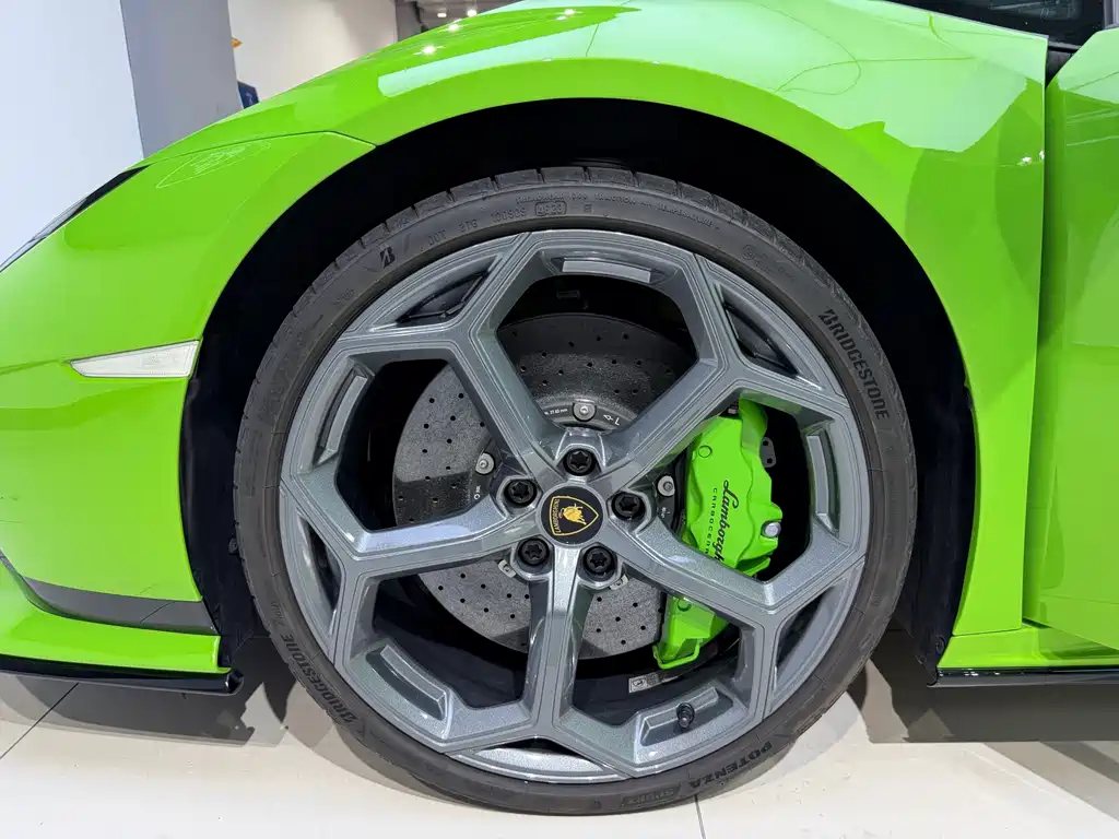 Lamborghini Huracán — миниатюра 18