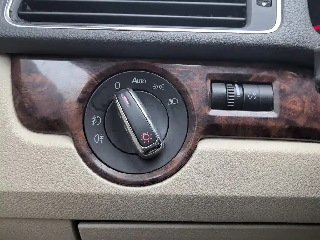 Volkswagen Passat — миниатюра 21