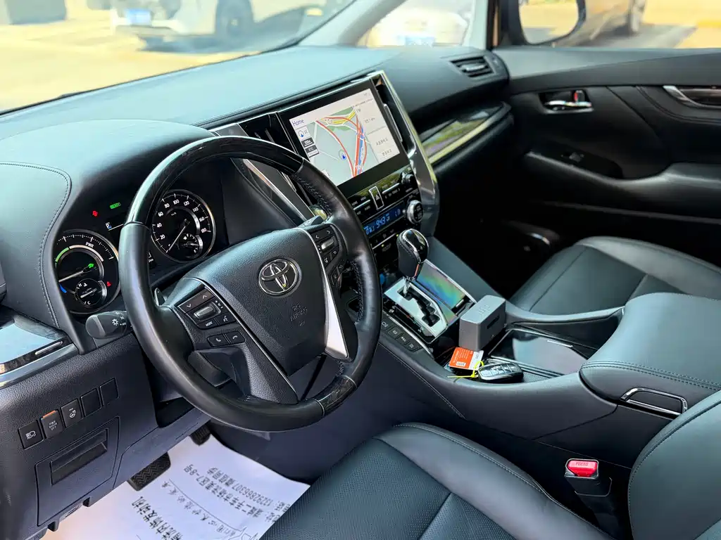 Toyota Vellfire — фотографии объявления, Фото 12