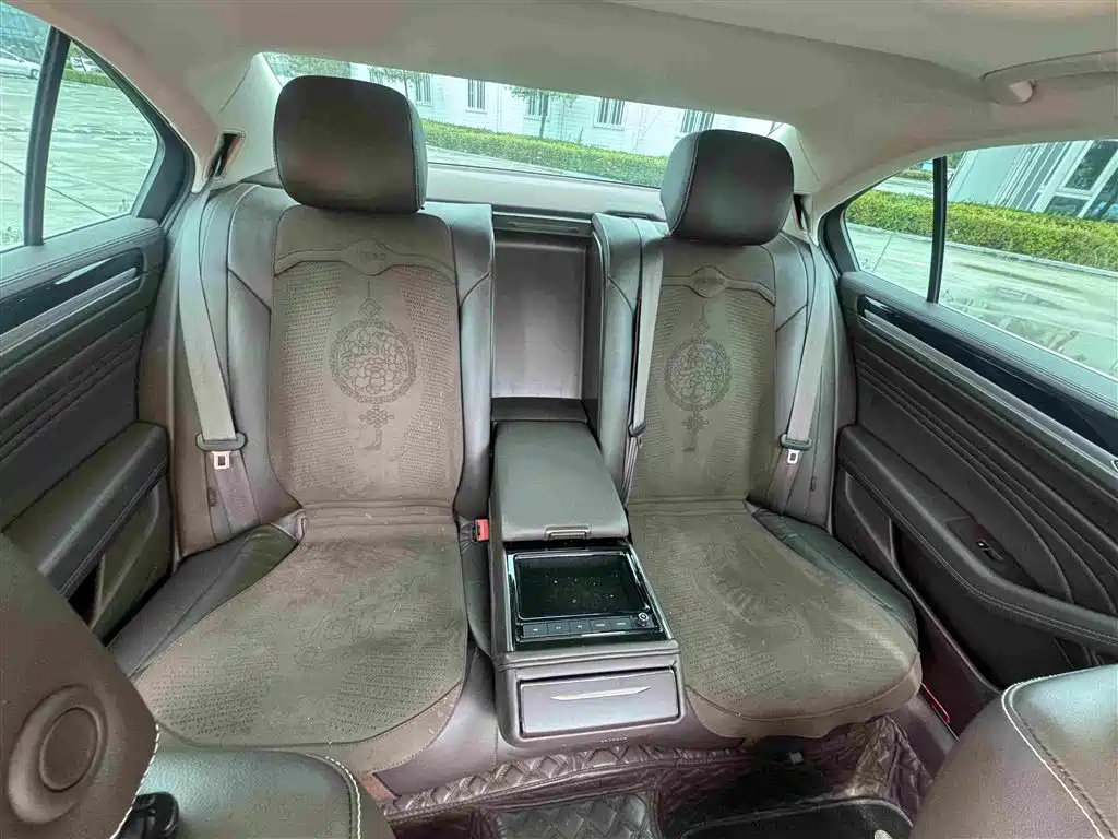 Volkswagen Phideon — миниатюра 21