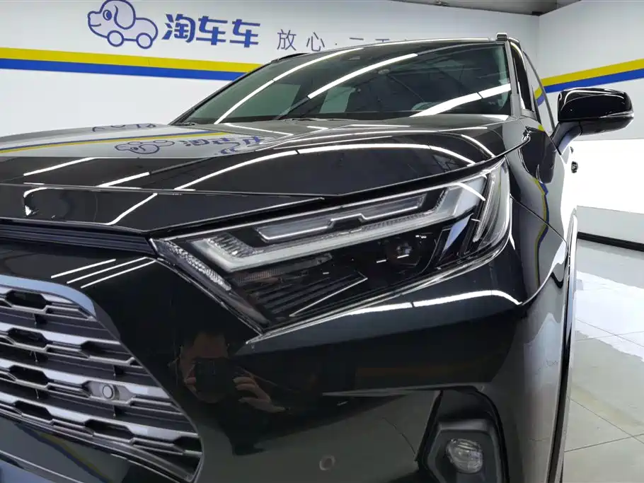 TOYOTA RAV4 RONGFANG