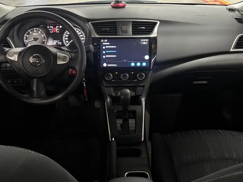 Nissan Sylphy — миниатюра 6