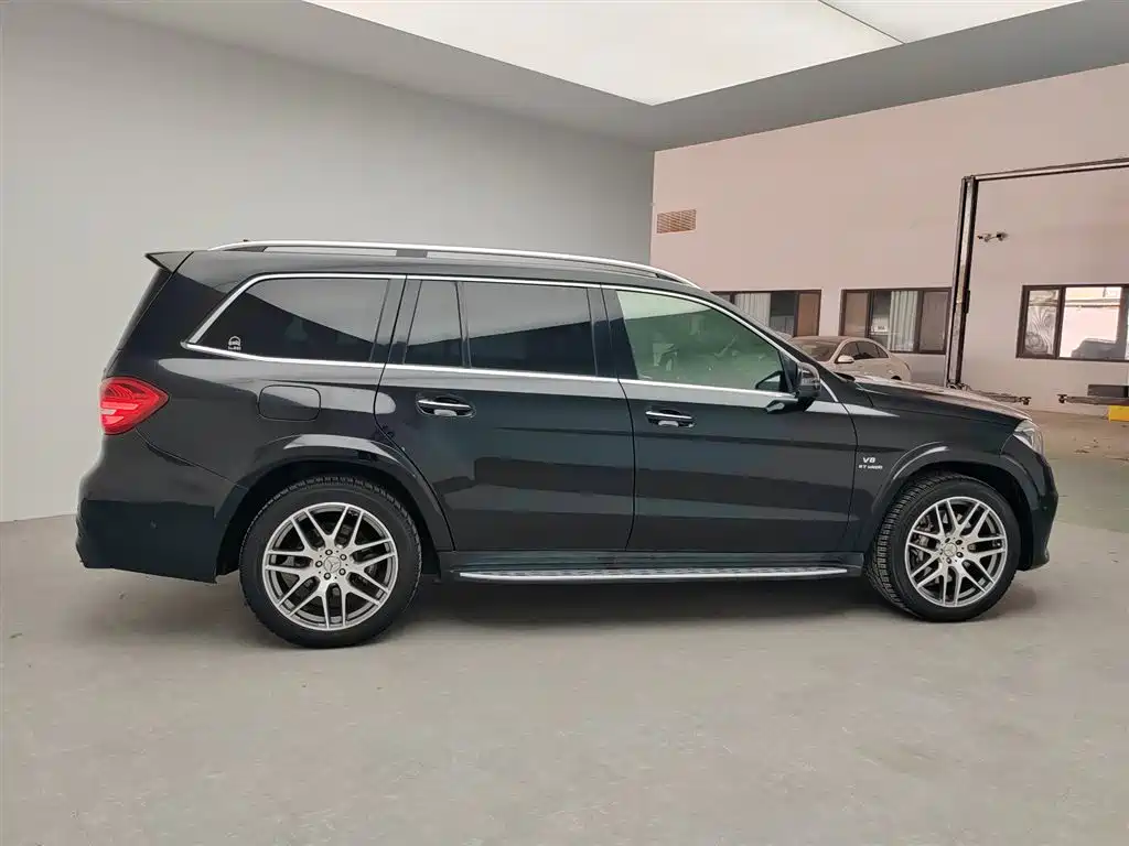 Mercedes-Benz GLS AMG — миниатюра 6