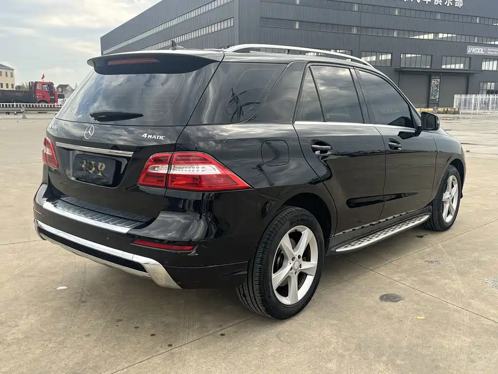Mercedes-Benz M-Class — миниатюра 23