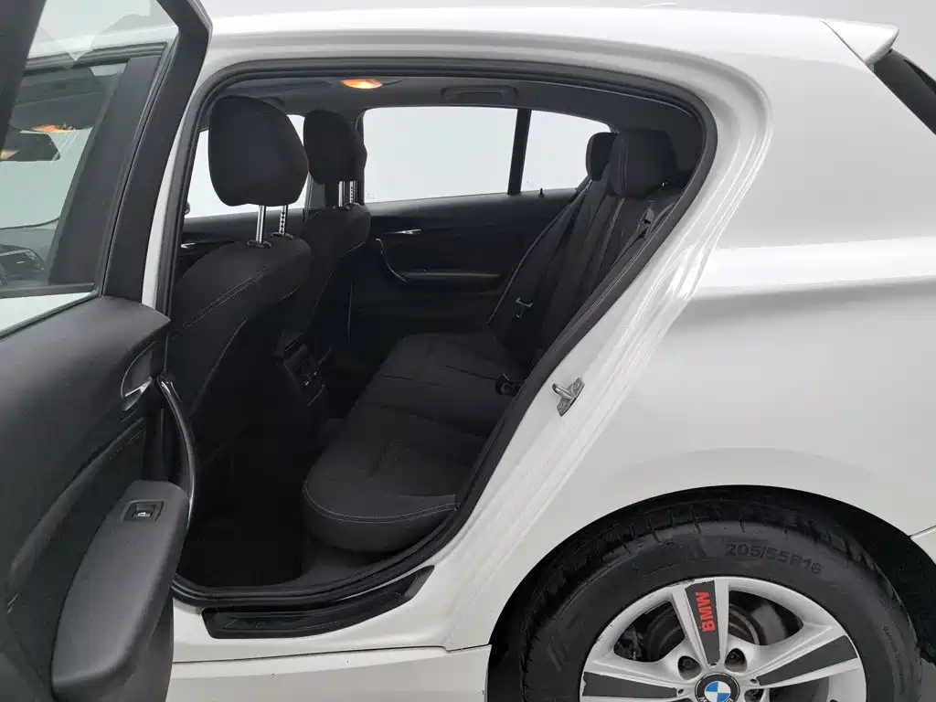 BMW 1 Series (Import) — миниатюра 15