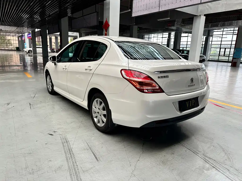 Peugeot 308 — миниатюра 4