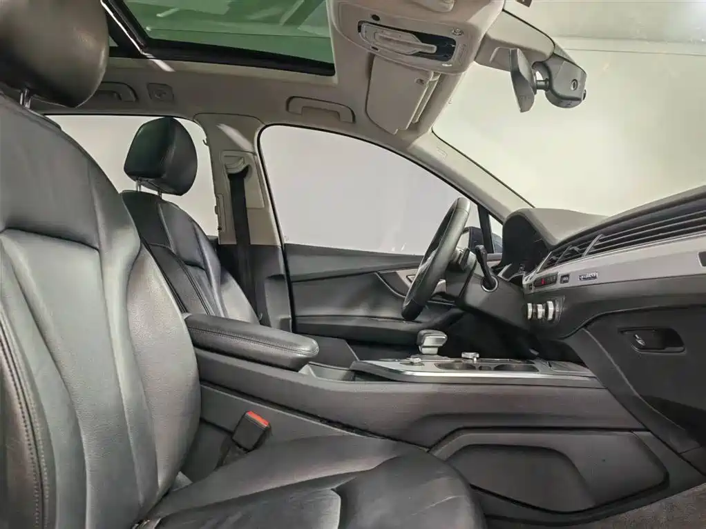Audi Q7 2019 45 TFSI Comfort