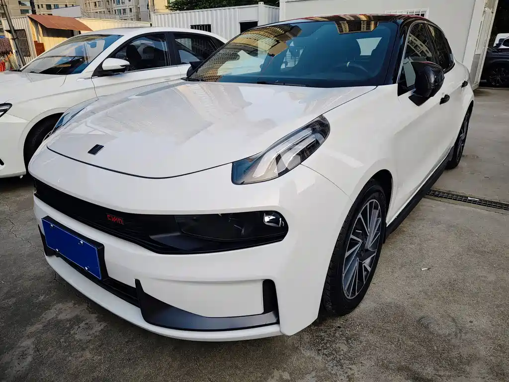 Lynk & Co 03 2022