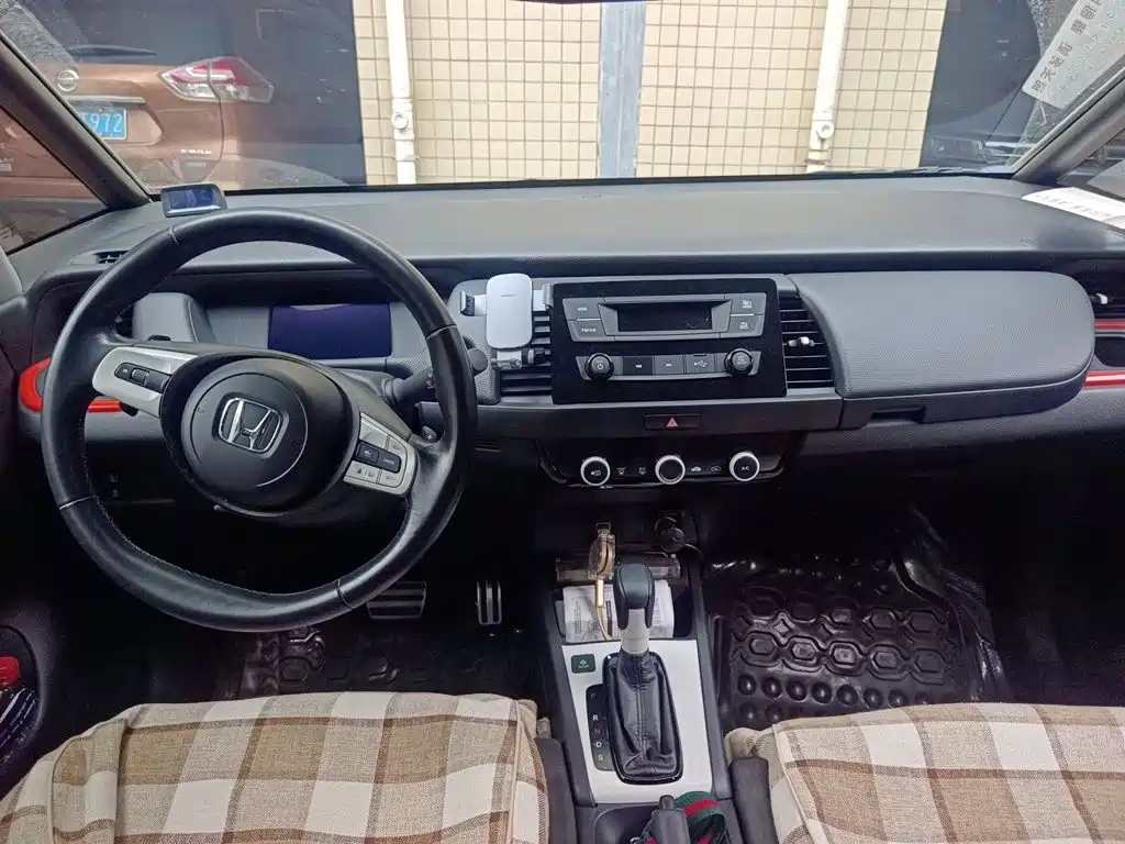 Honda Fit — миниатюра 10