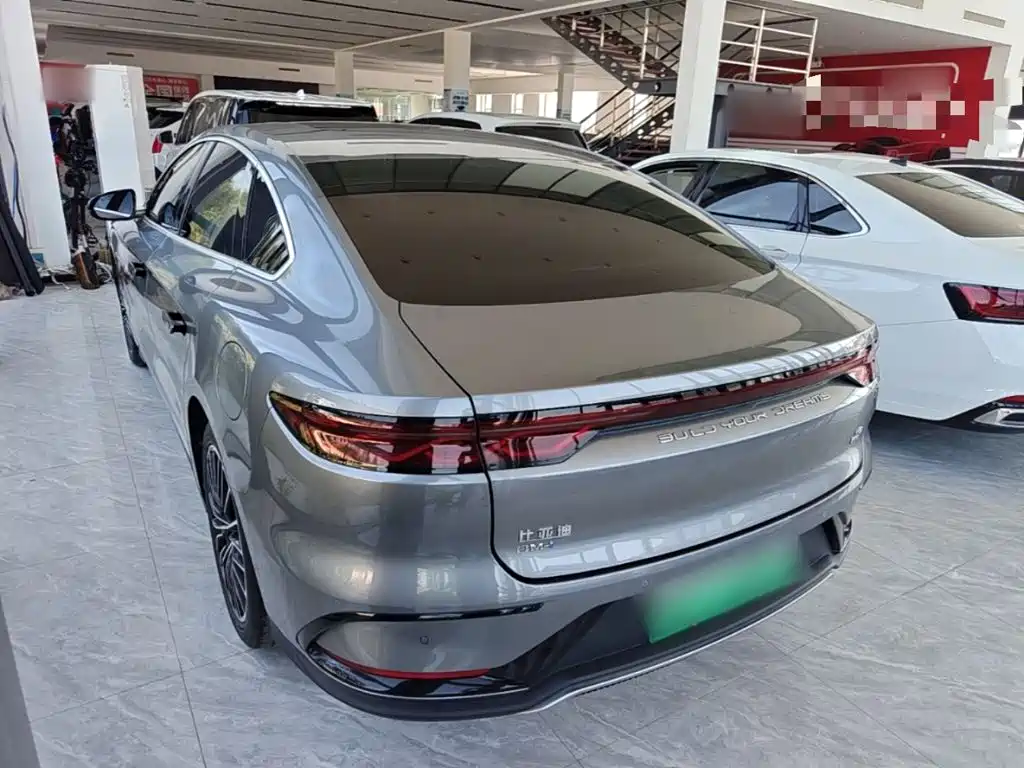BYD Han — миниатюра 5