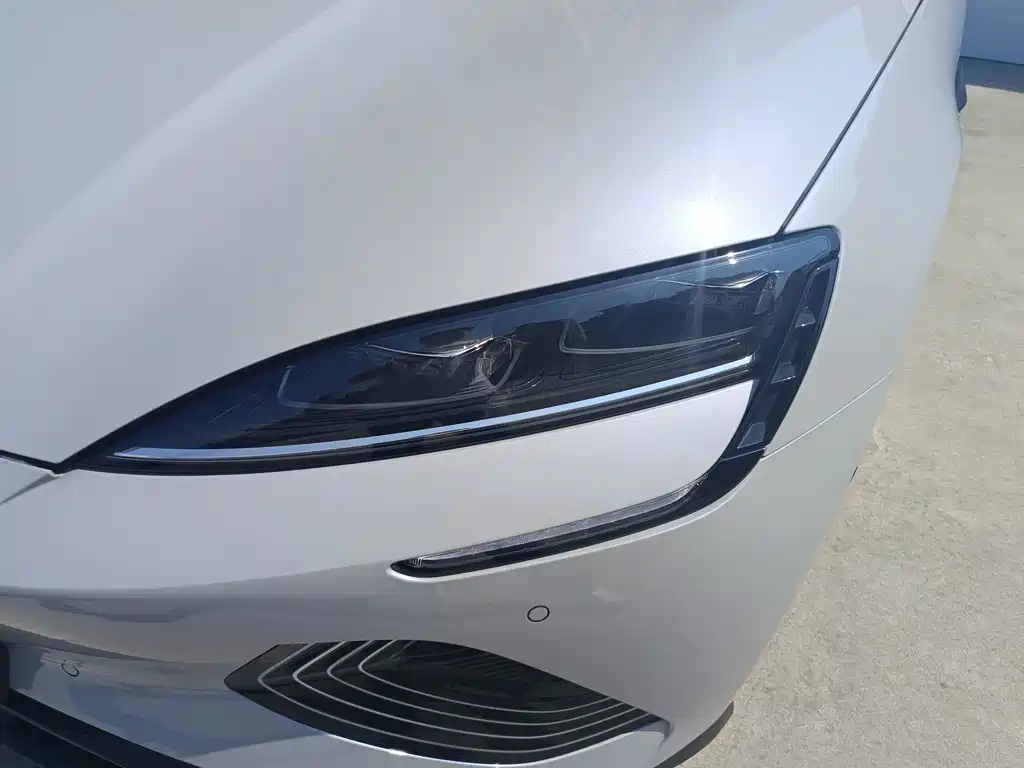 BYD Seal — миниатюра 4