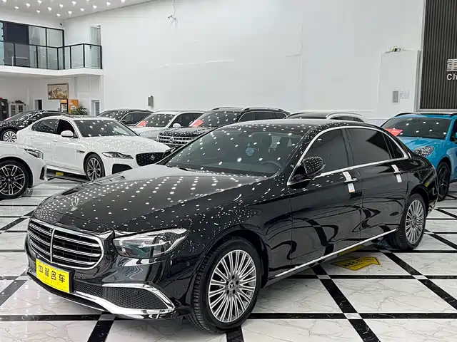 MERCEDES-BENZ E CLASS