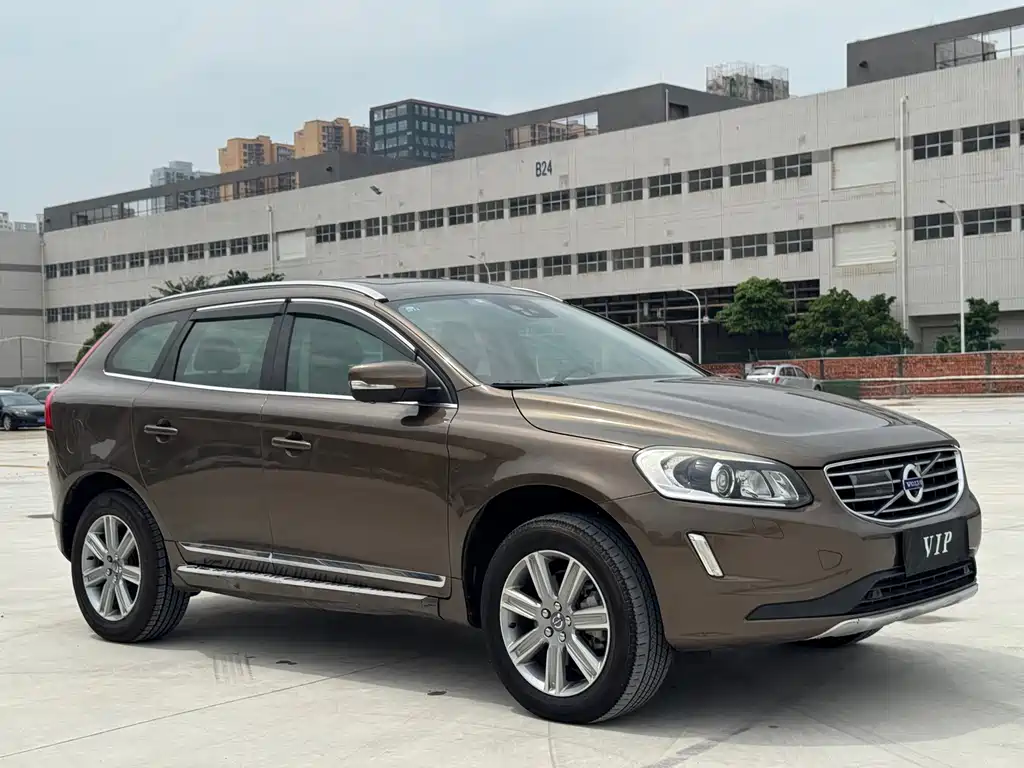 Volvo XC60 — миниатюра 3
