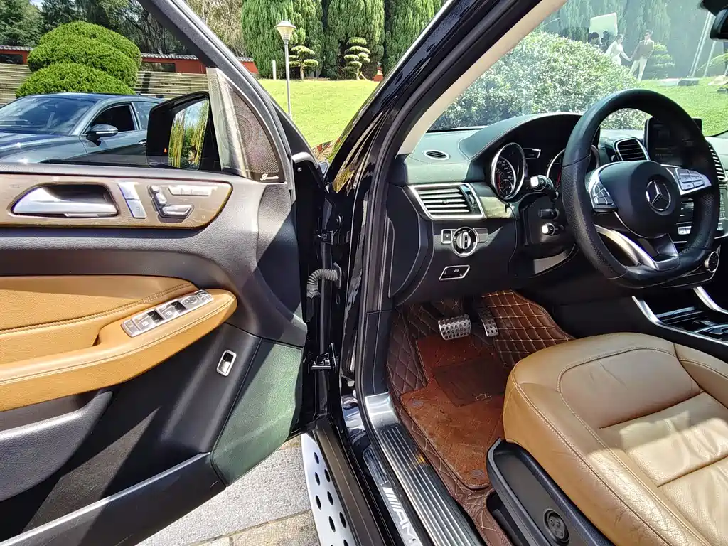 Mercedes-Benz GLE AMG — миниатюра 46
