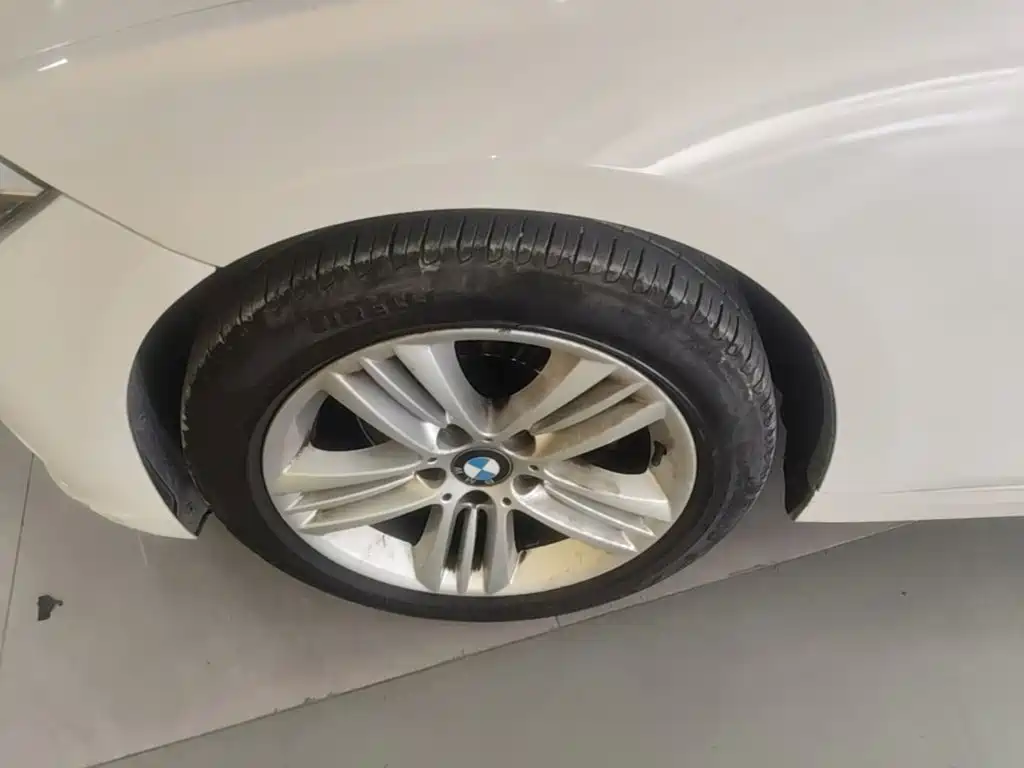 BMW 3 Series — миниатюра 23