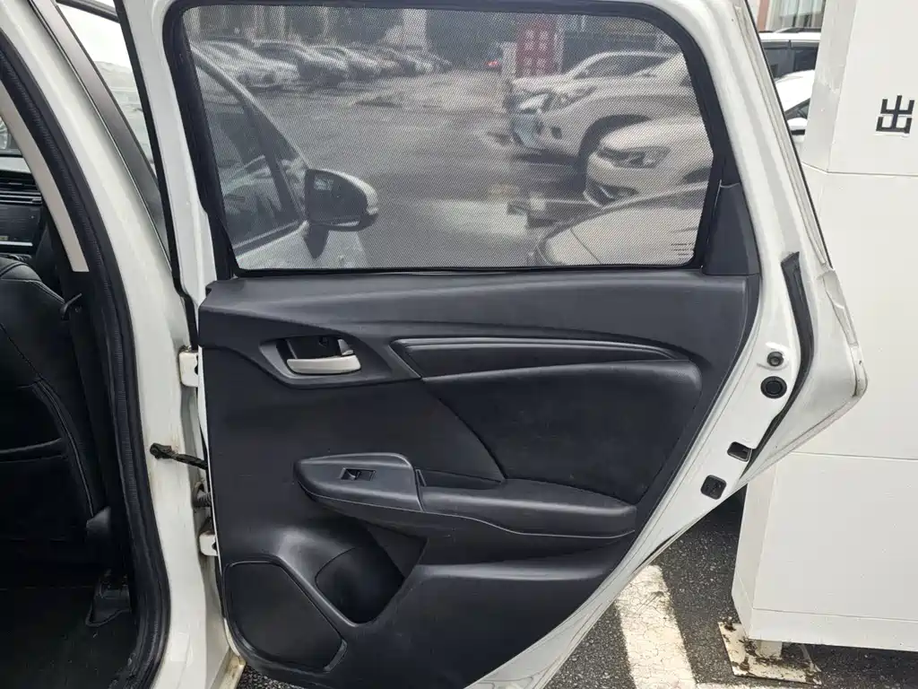 Honda Fit — миниатюра 16