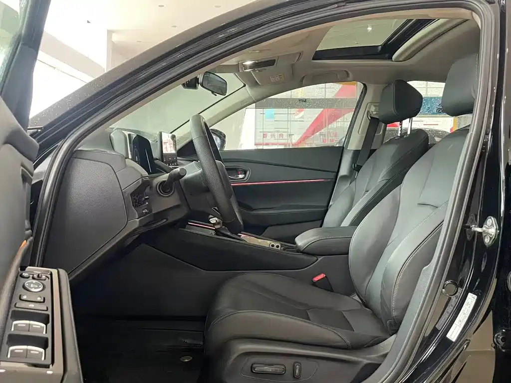 Honda Accord — миниатюра 4