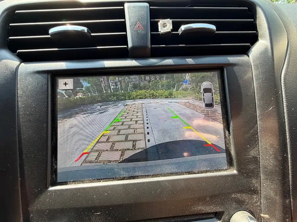 Ford Mondeo — миниатюра 16