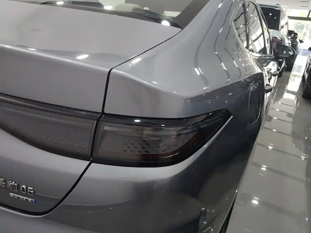 BYD Seal 05 DM-i — миниатюра 8