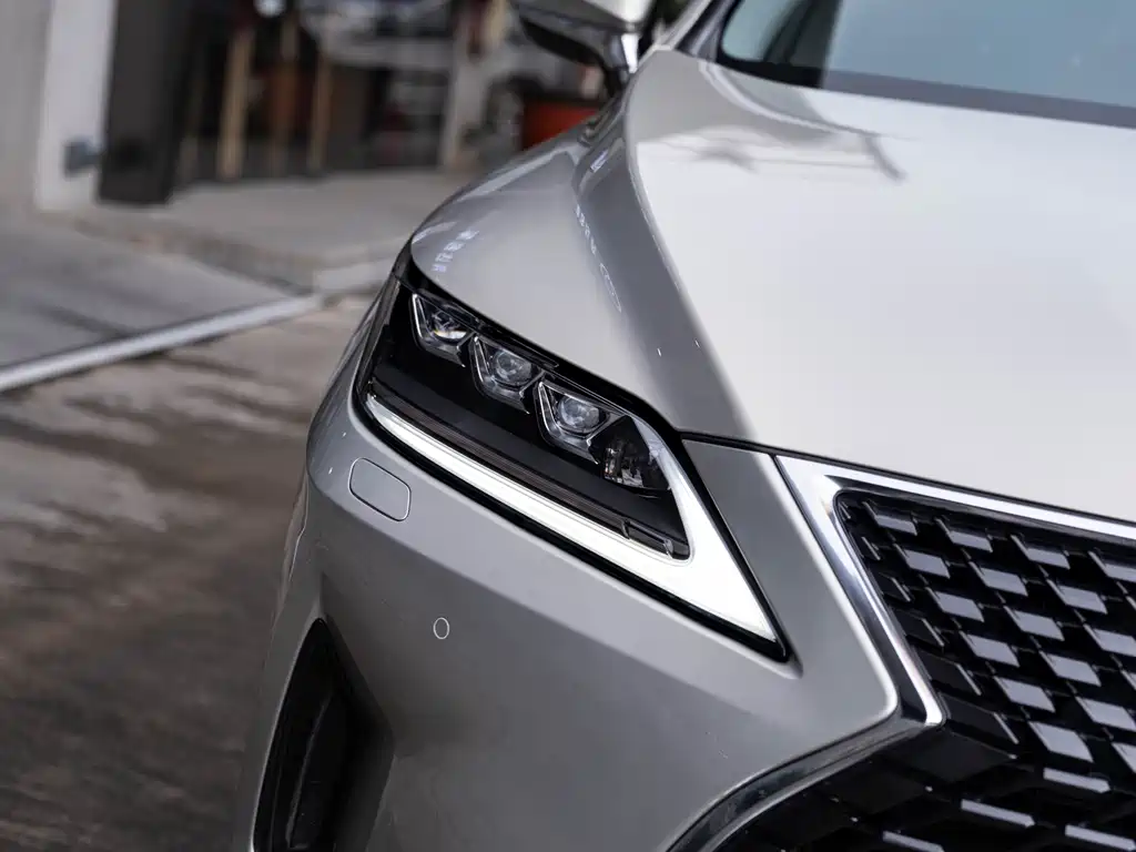Lexus RX — миниатюра 6
