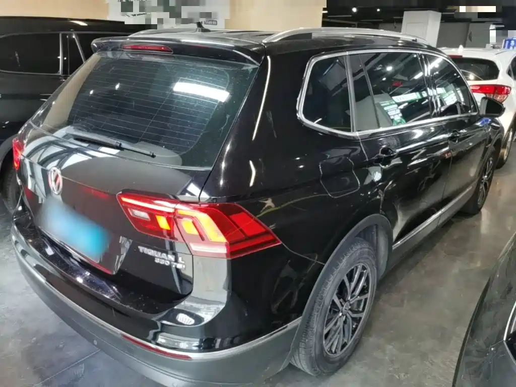 Volkswagen Tiguan L — миниатюра 7