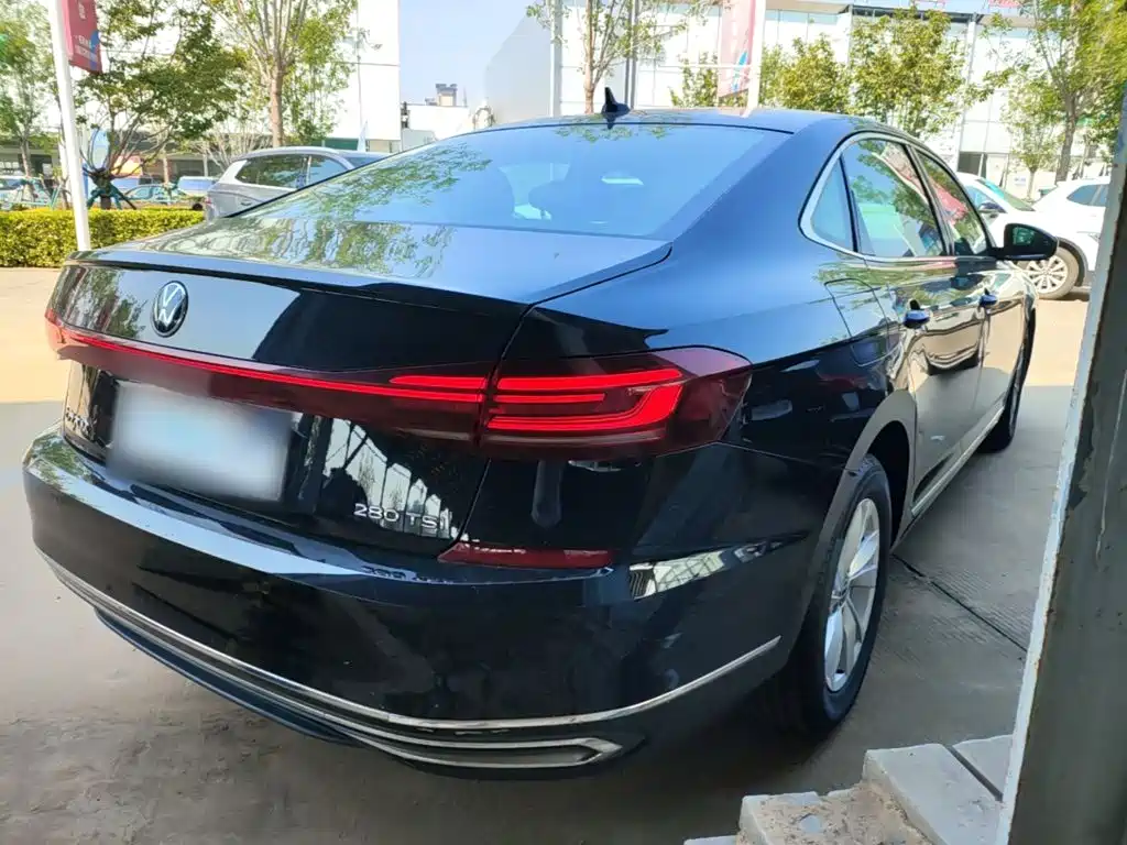 Volkswagen Passat — миниатюра 7