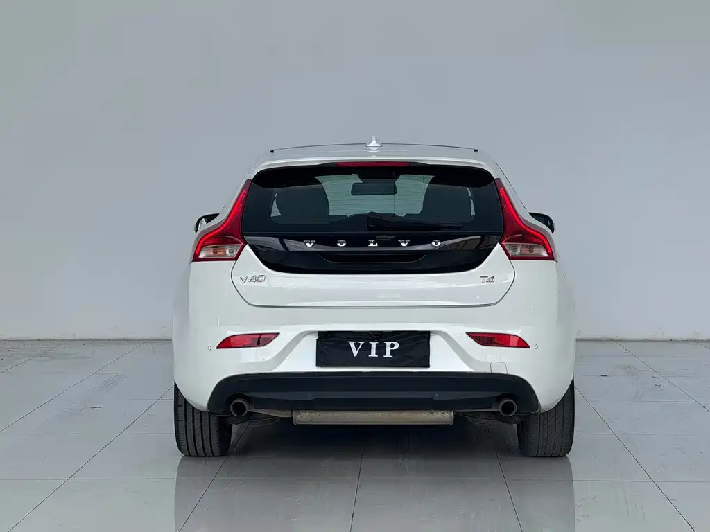 Volvo V40 — миниатюра 12