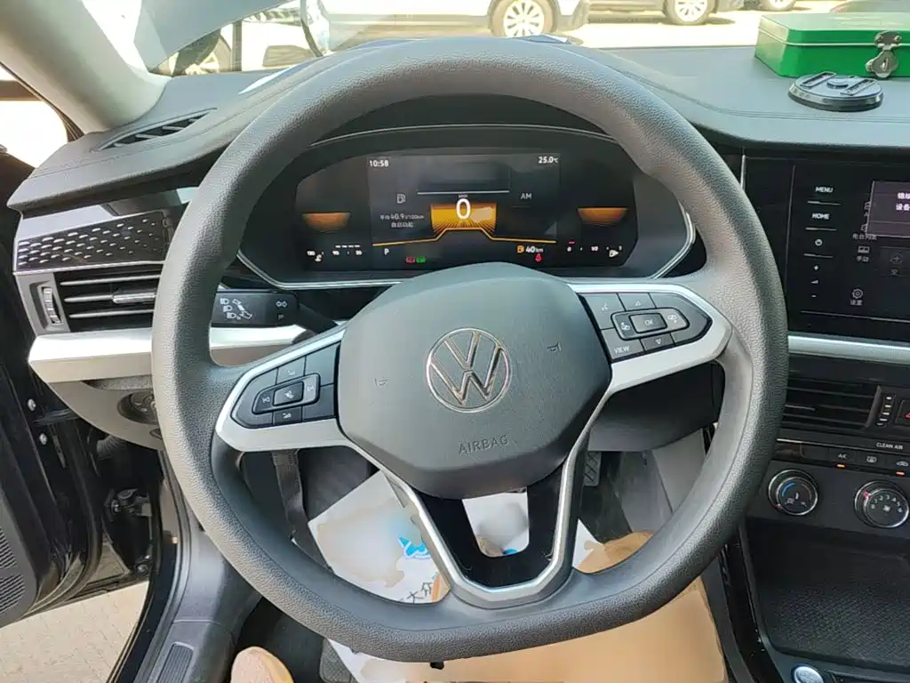 Volkswagen Passat — миниатюра 11