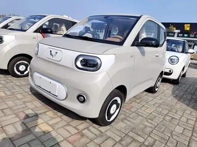 WULING AUTOMOBILE HONGGUANG MINIEV 2025