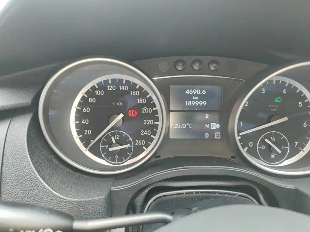 Mercedes-Benz R-Class — миниатюра 12
