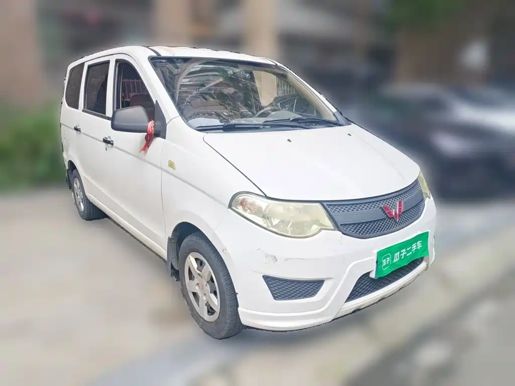 Wuling Hongguang — миниатюра 3