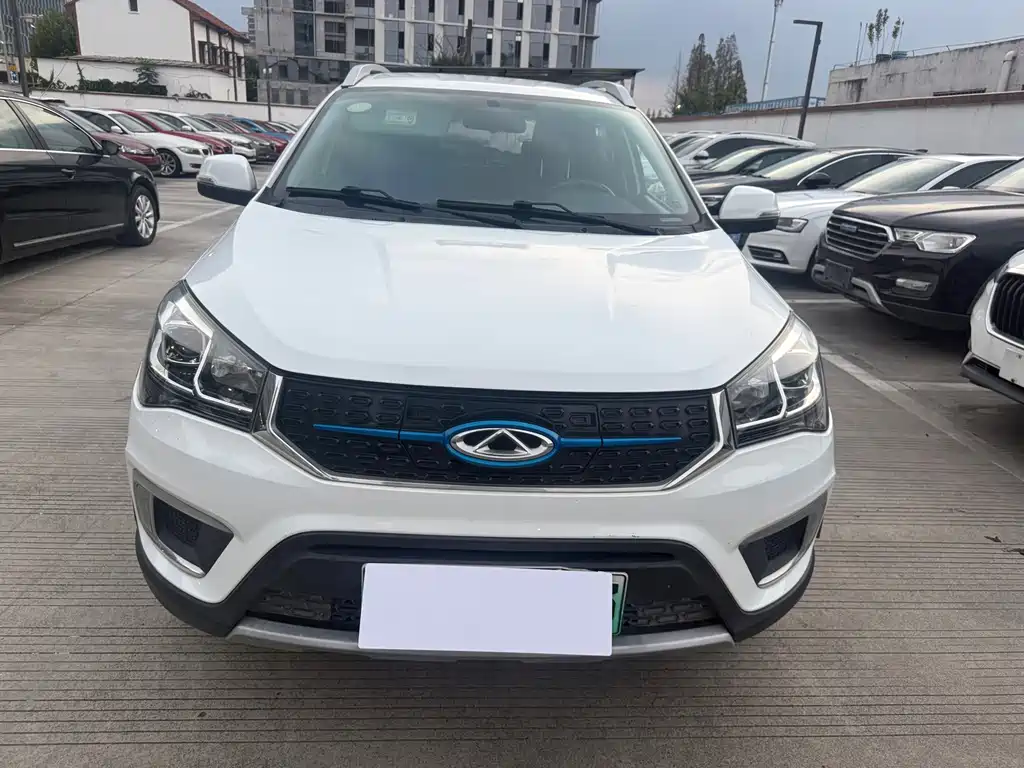 Chery New Energy Tiggo 3xe — миниатюра 2